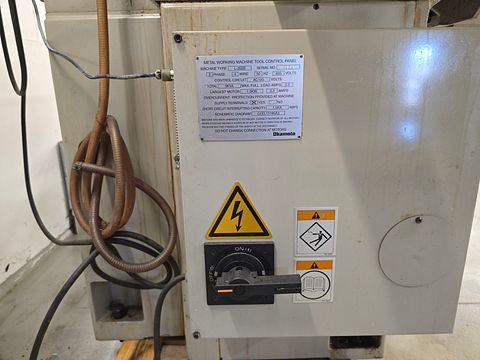 Image 3/9