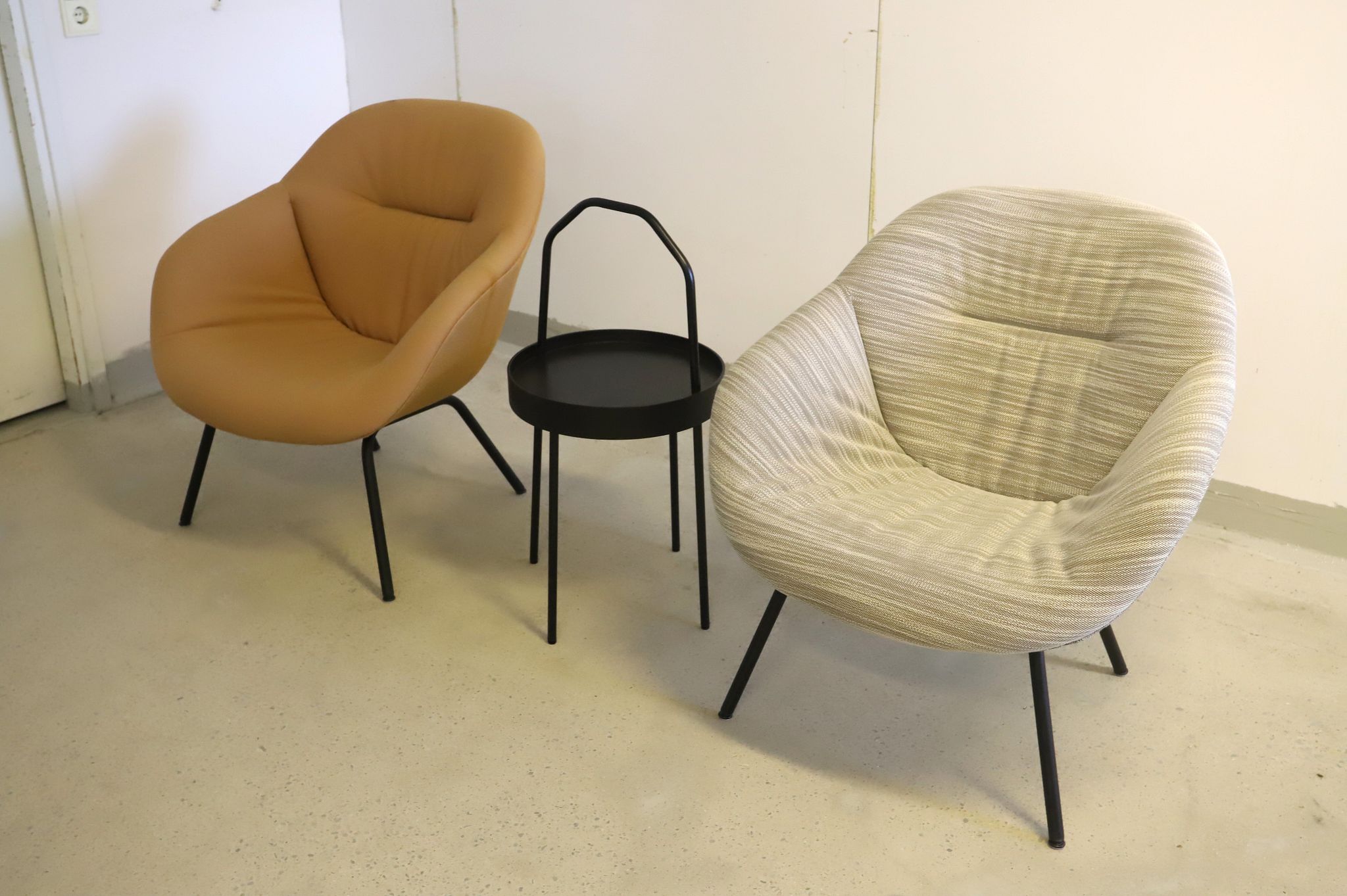 Image 1/18
