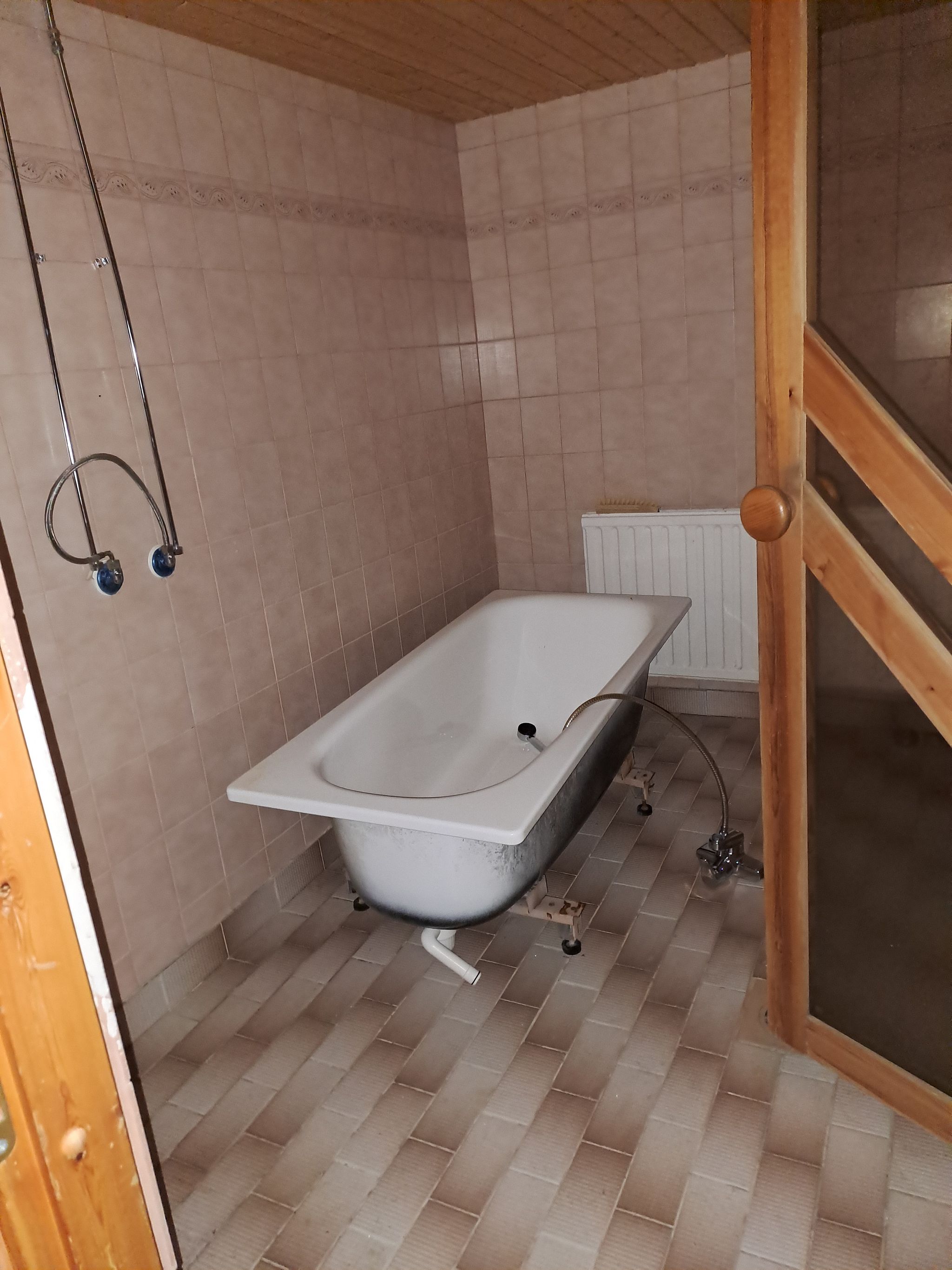 Image 8/88