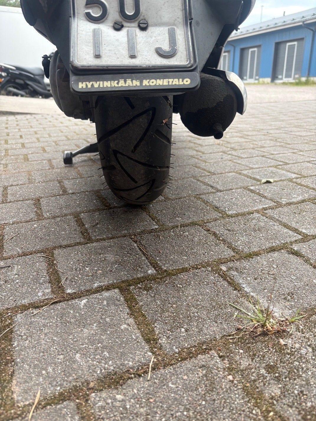 Image 5/6