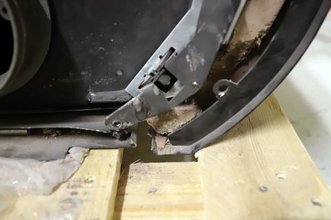 Image 12/30