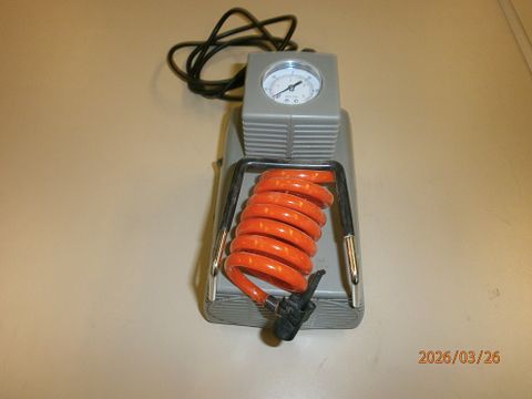 Image 3/4