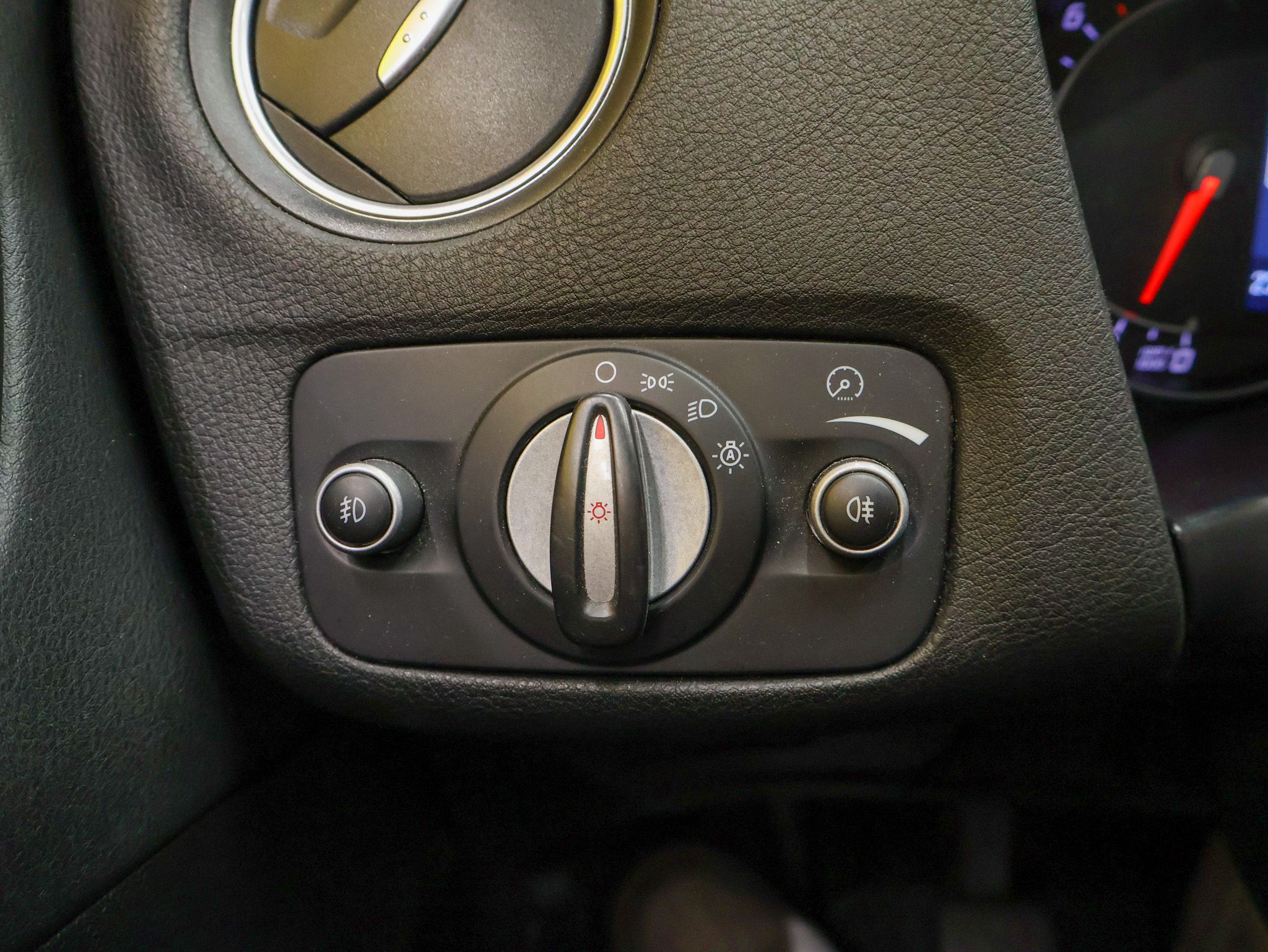 Image 14/52