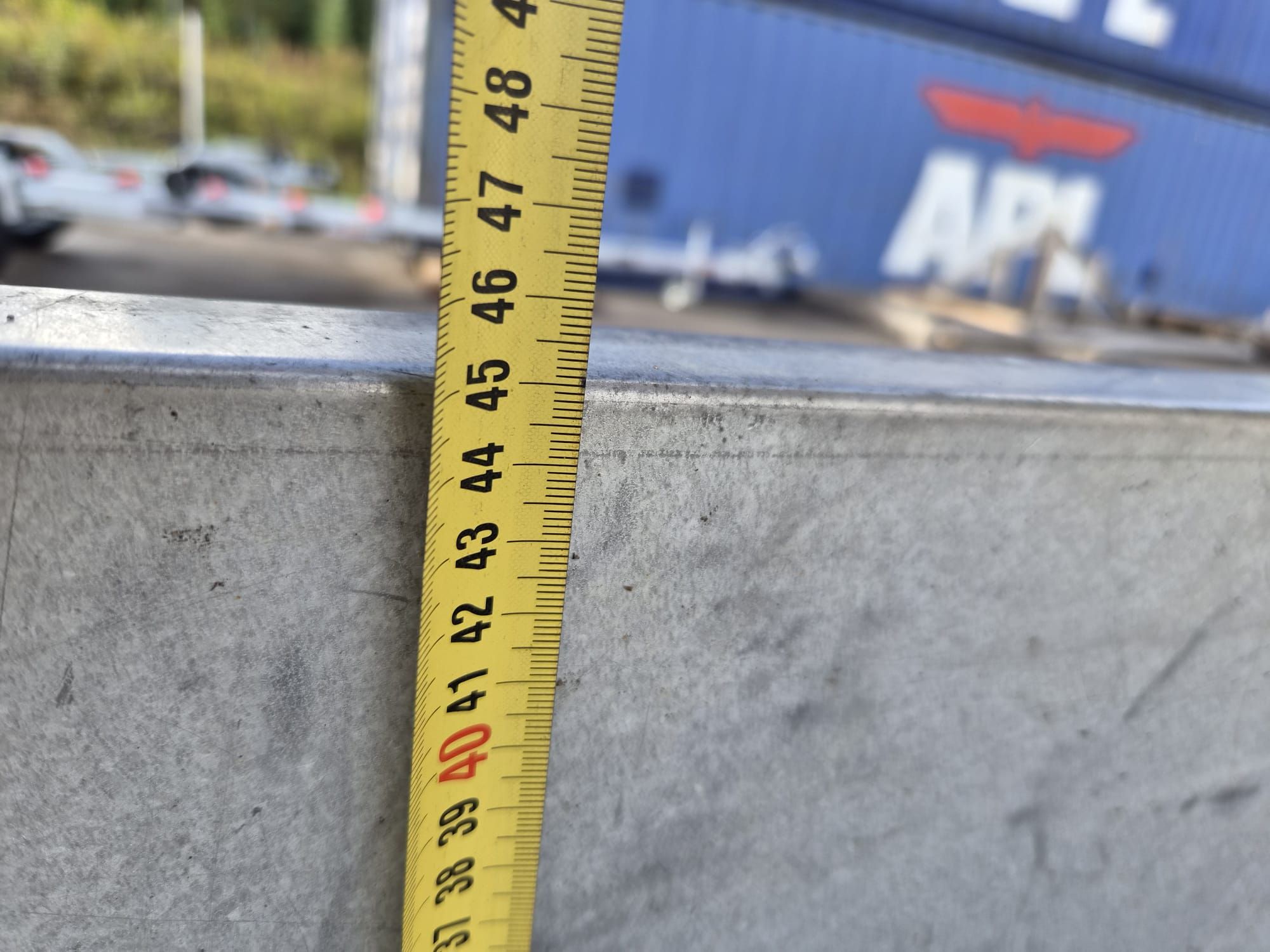 Image 11/16