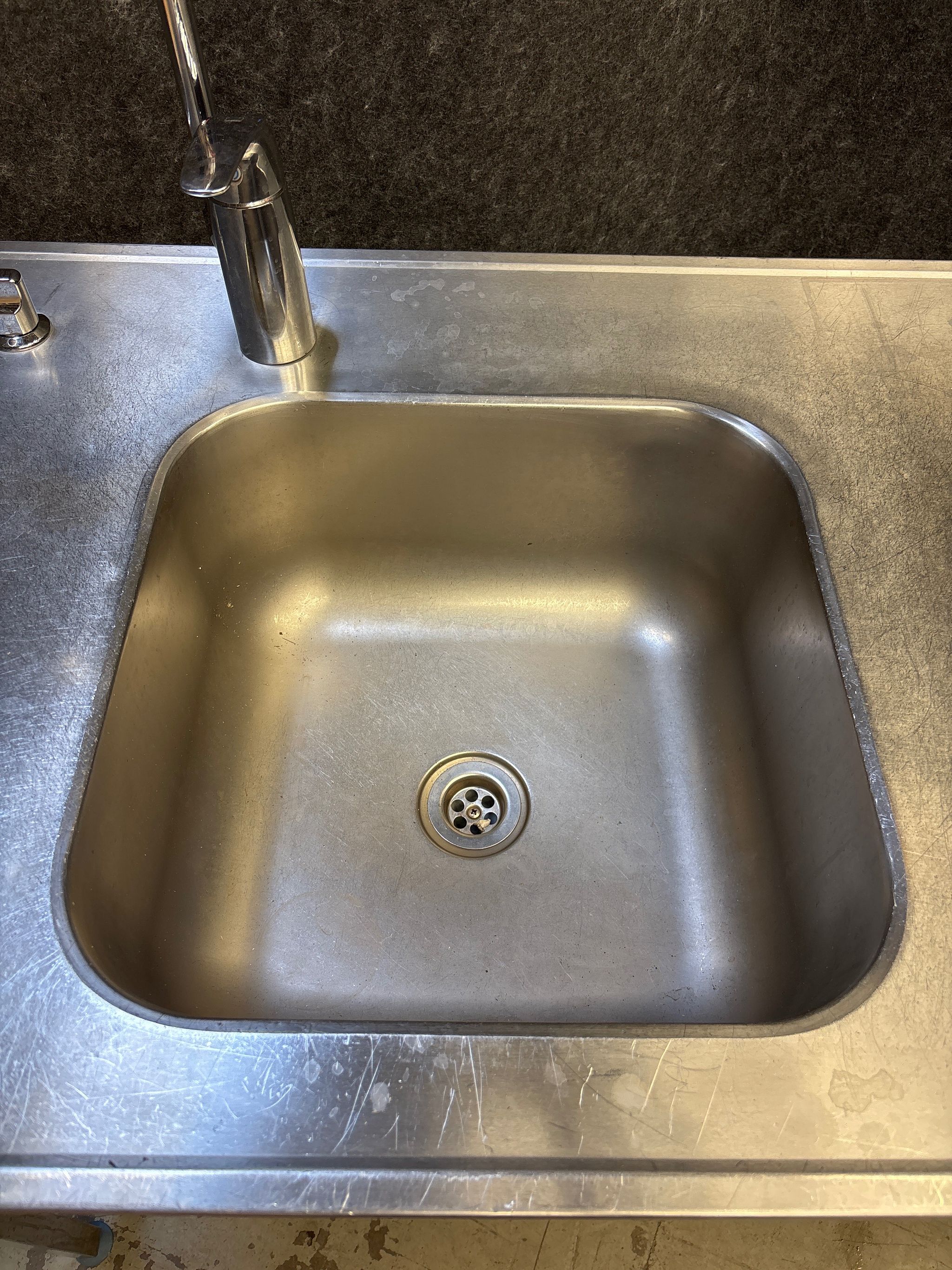 Image 4/7
