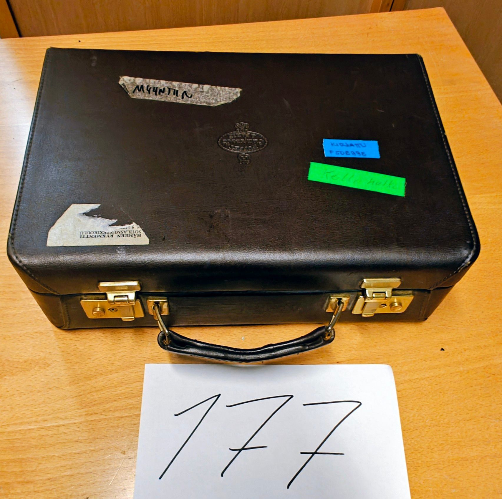 Image 3/17