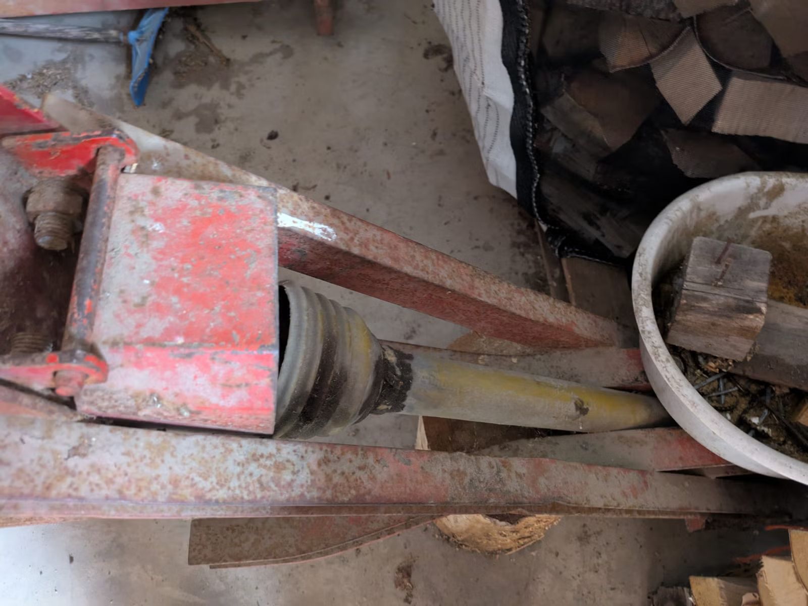 Image 8/8