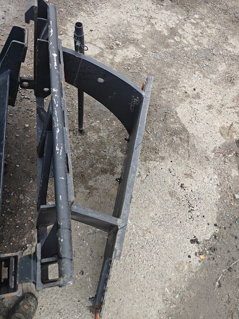 Image 3/5