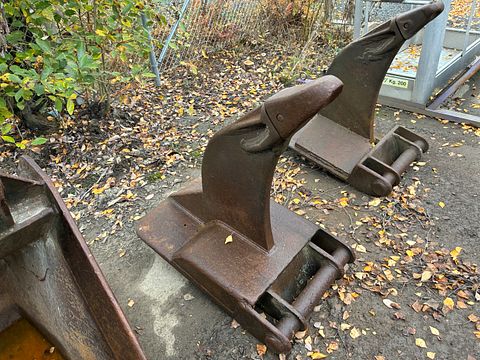 Image 1/6