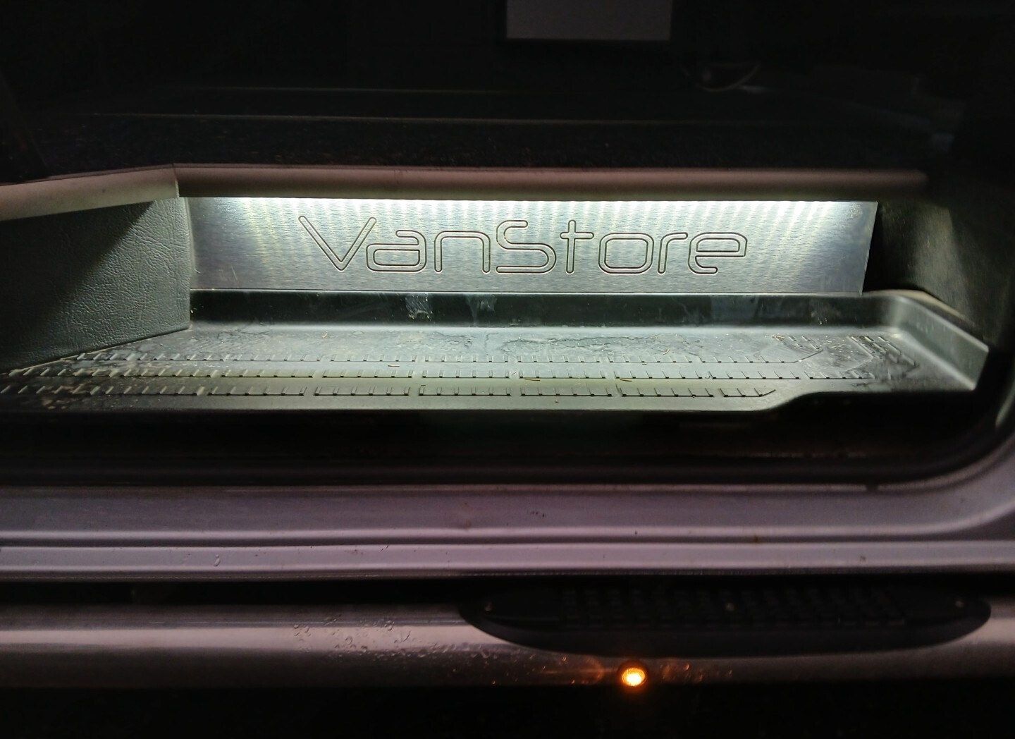 Image 21/27