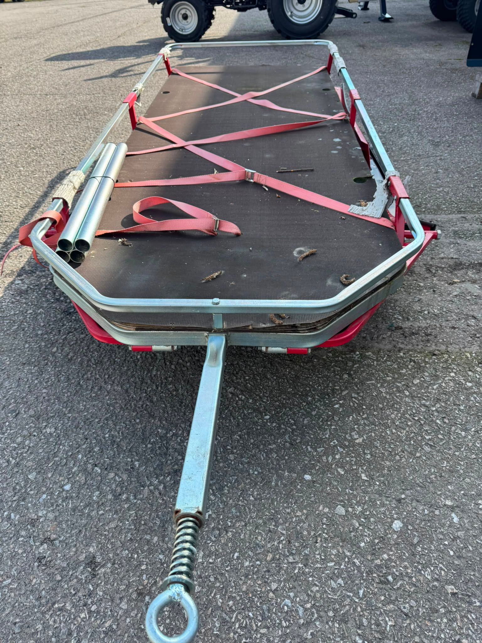 Image 4/4
