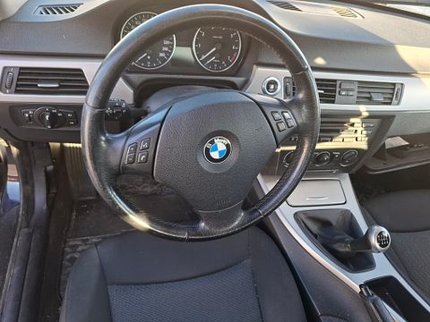 Image 25/54