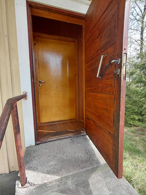 Image 7/30