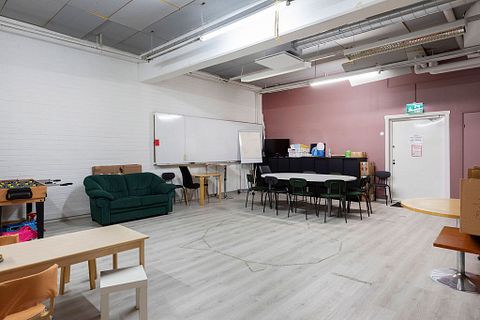 Image 28/36