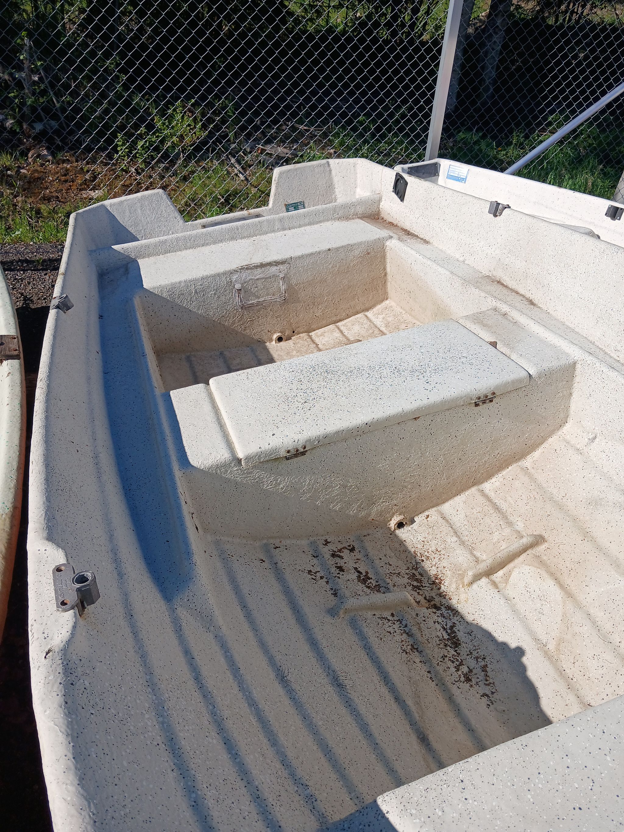 Image 4/5
