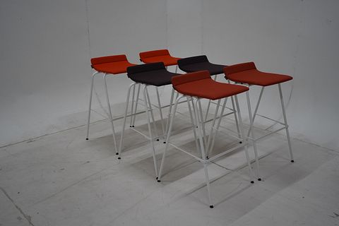 Image 1/12