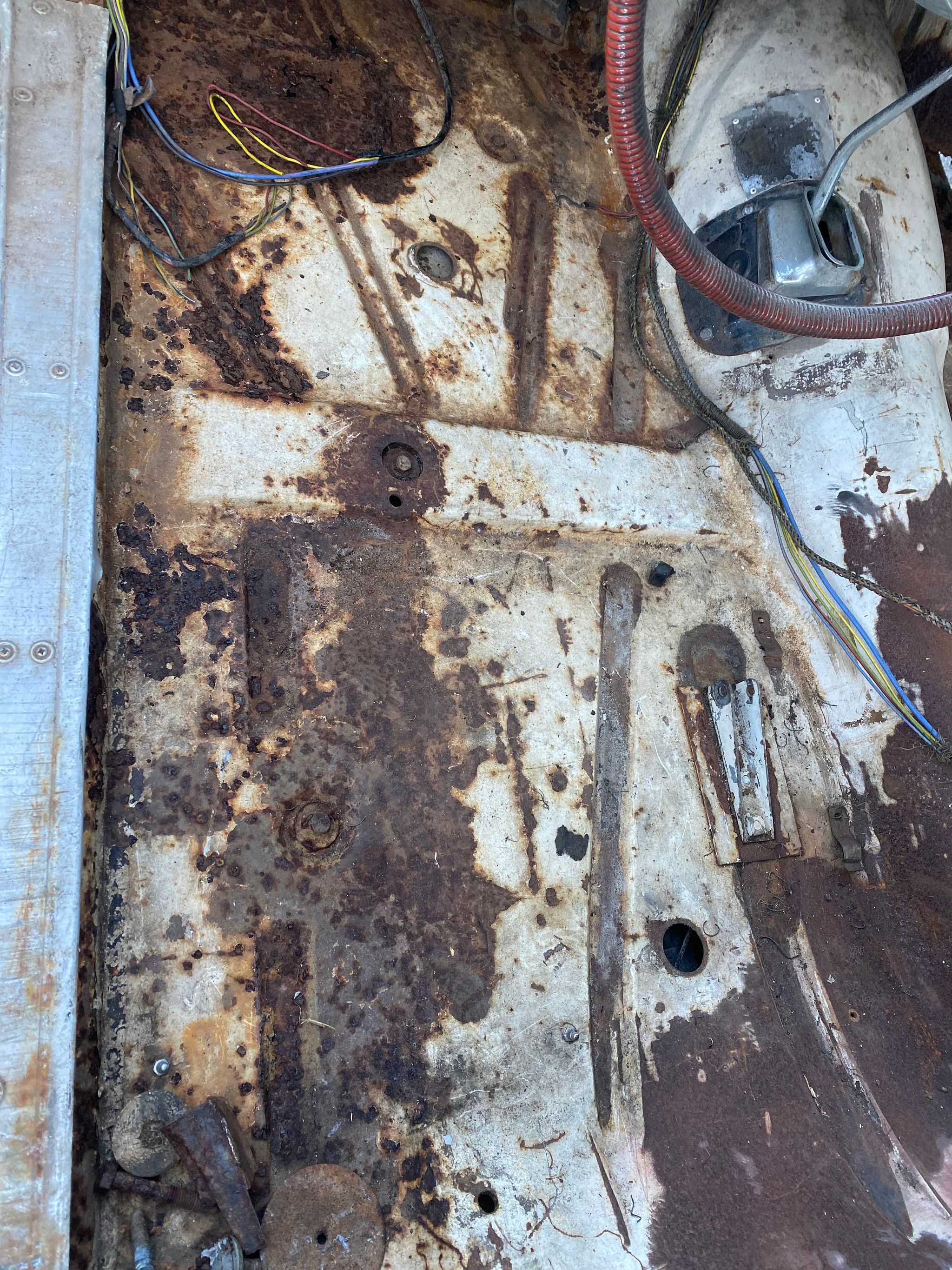 Image 21/40