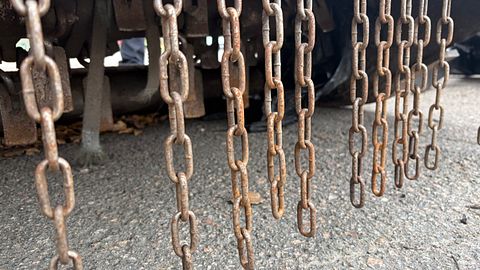 Image 6/8