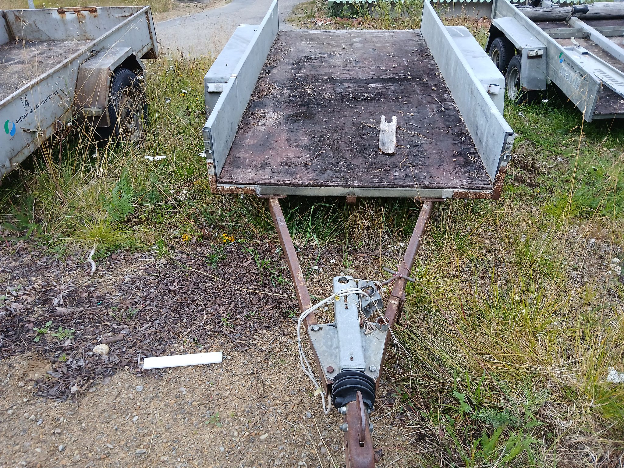 Image 1/4