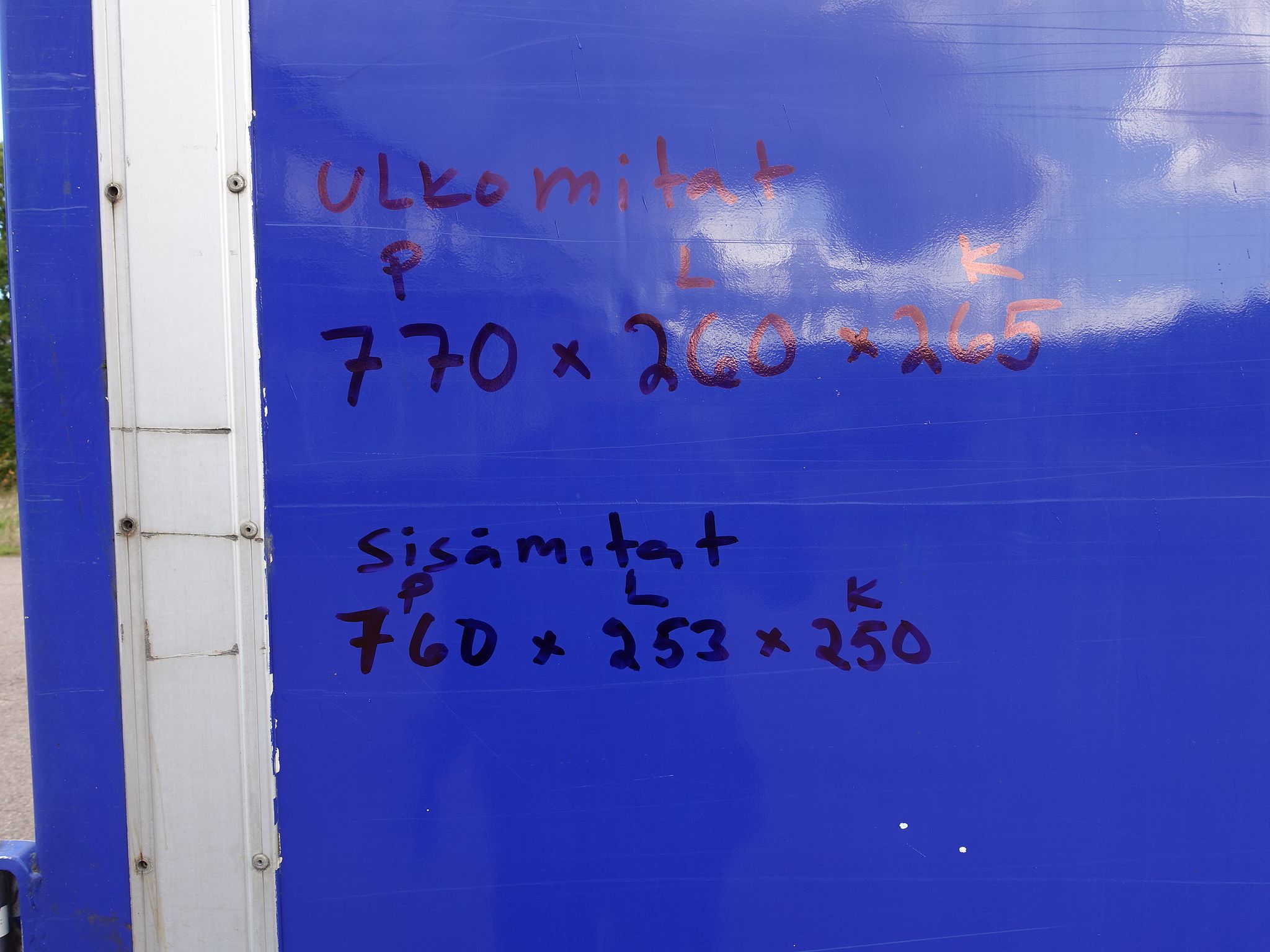 Image 11/11