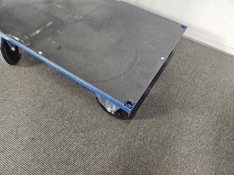 Image 6/9