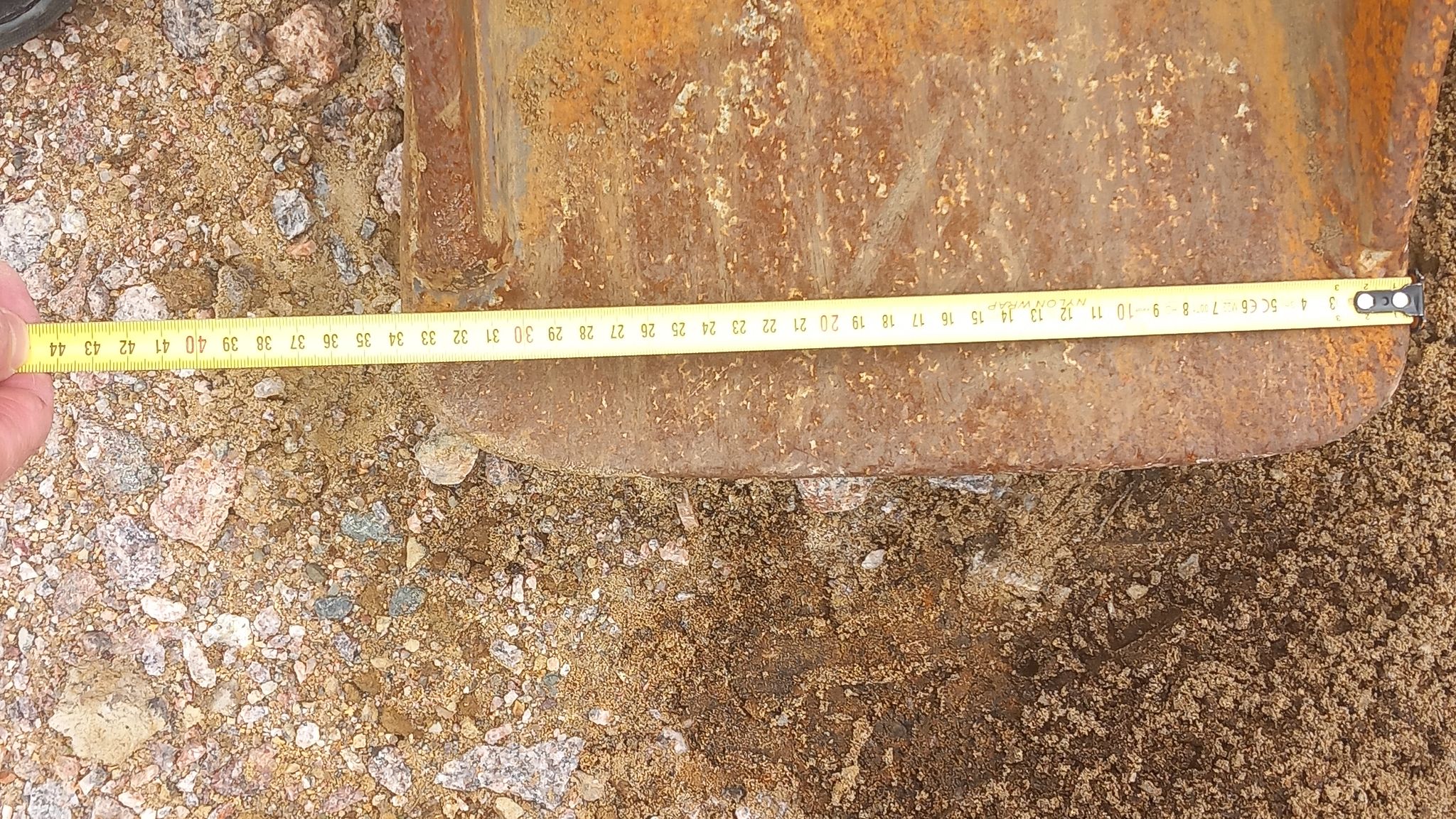 Image 4/5