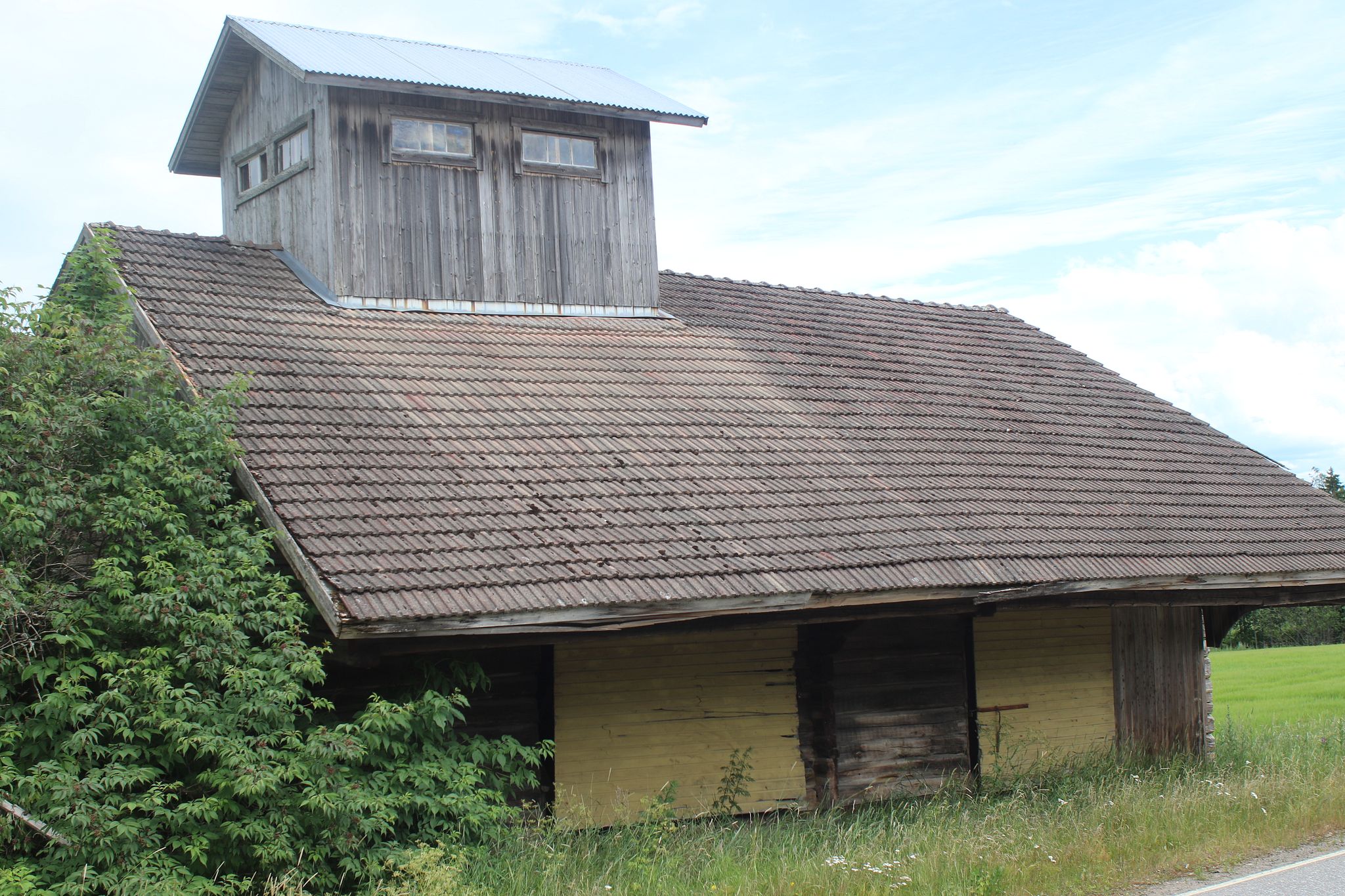 Image 1/4