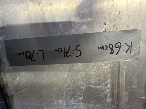 Image 2/7