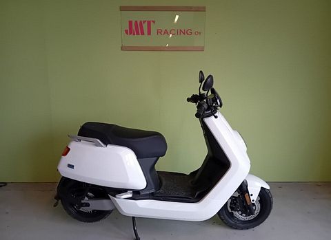 Image 1/4