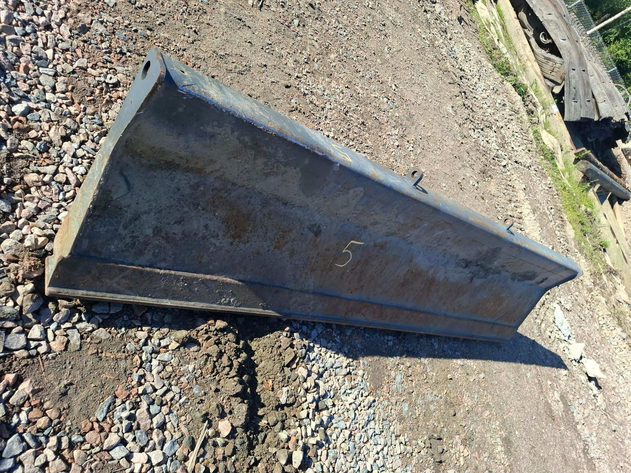 Image 3/4