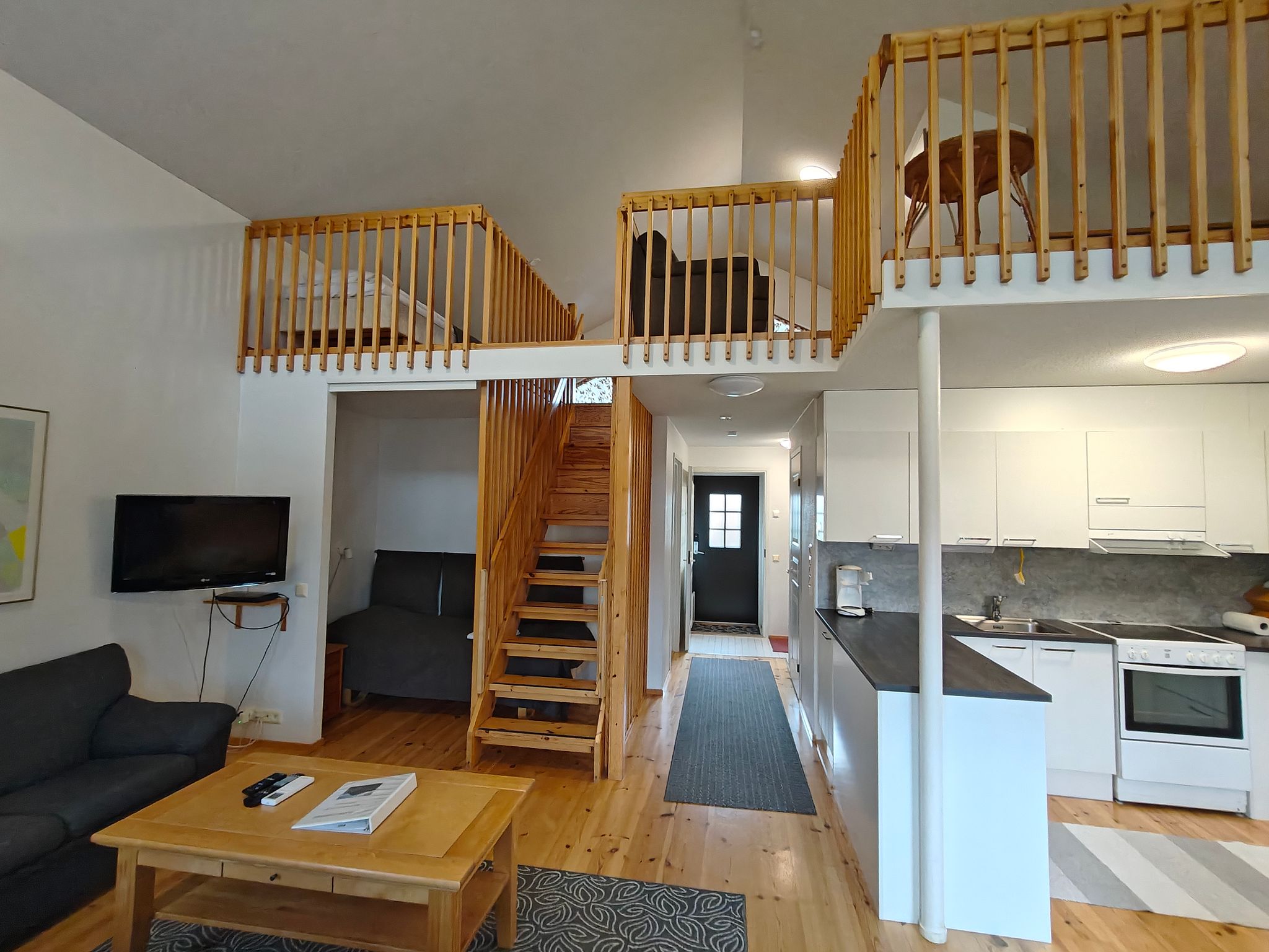 Image 7/12