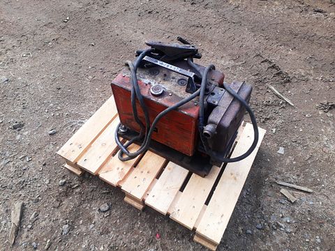 Image 1/5