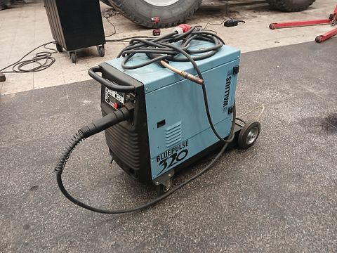 Image 1/7