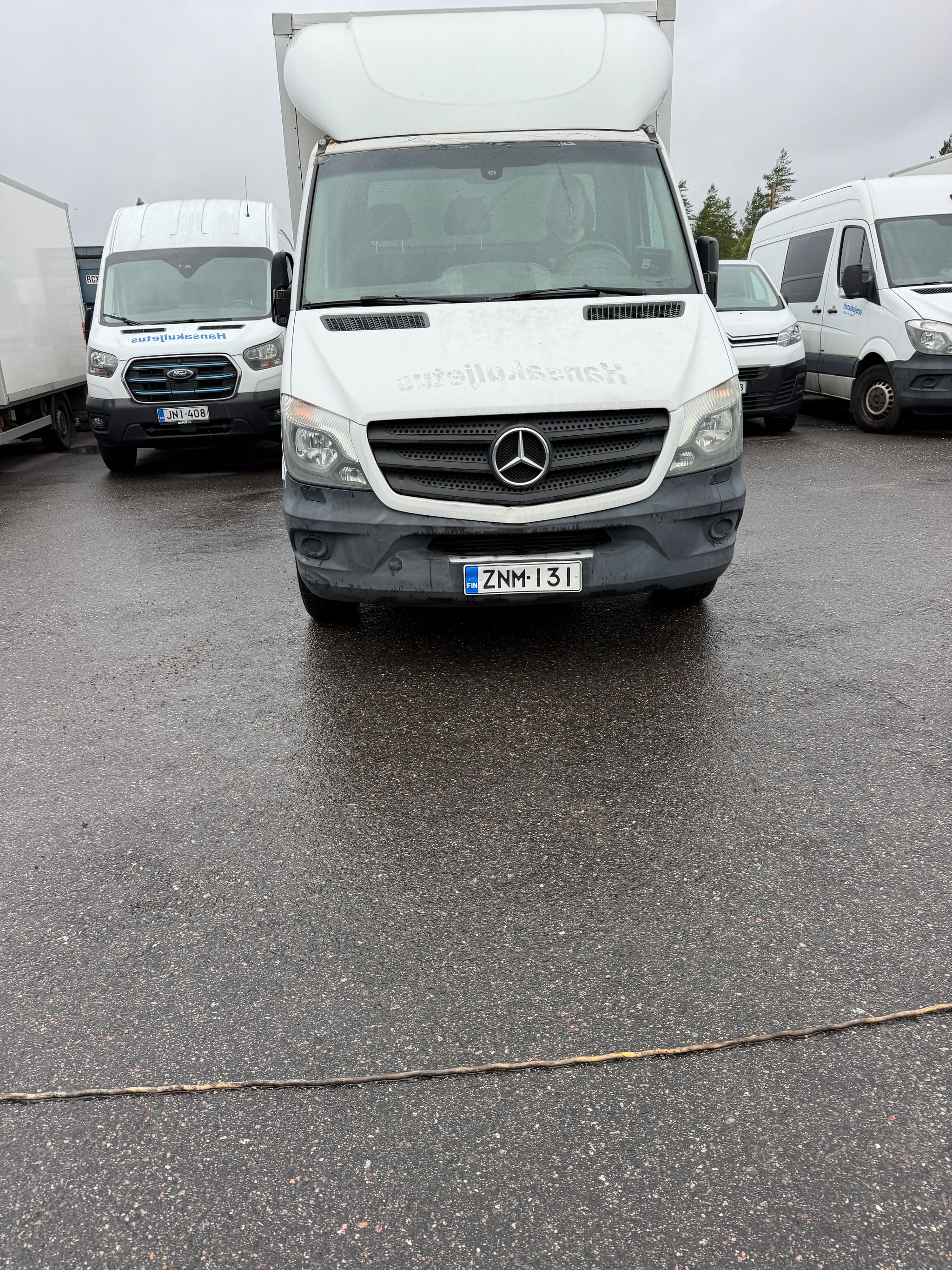 Image 1/12