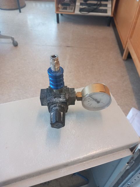Image 3/3