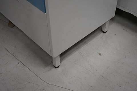 Image 4/9