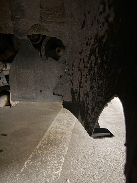Image 19/23