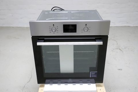 Image 3/15