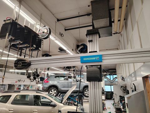 Image 3/6