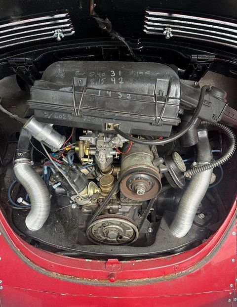 Image 3/6