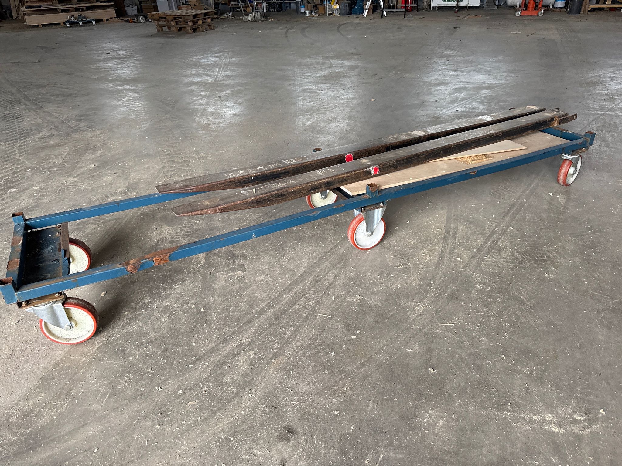 Image 1/11