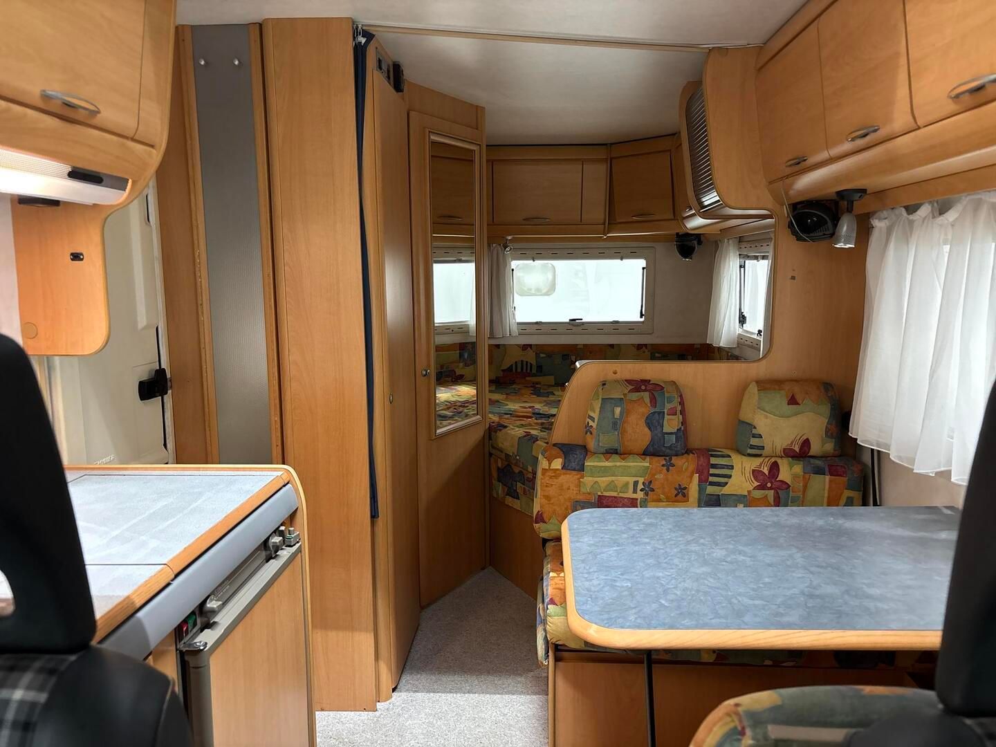 Image 9/84