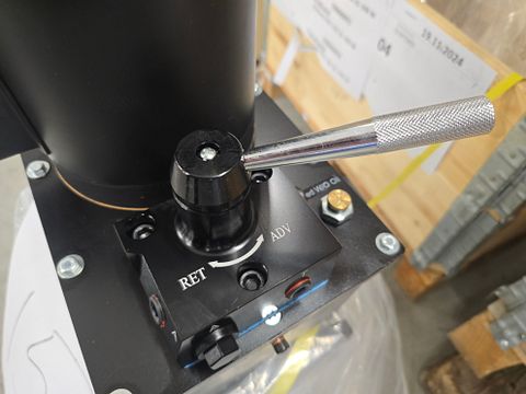 Image 7/8