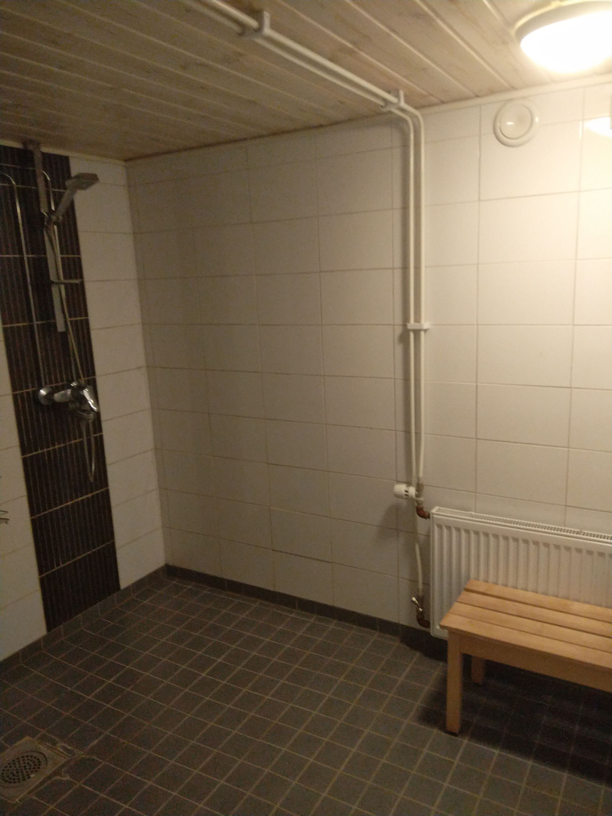 Image 8/19