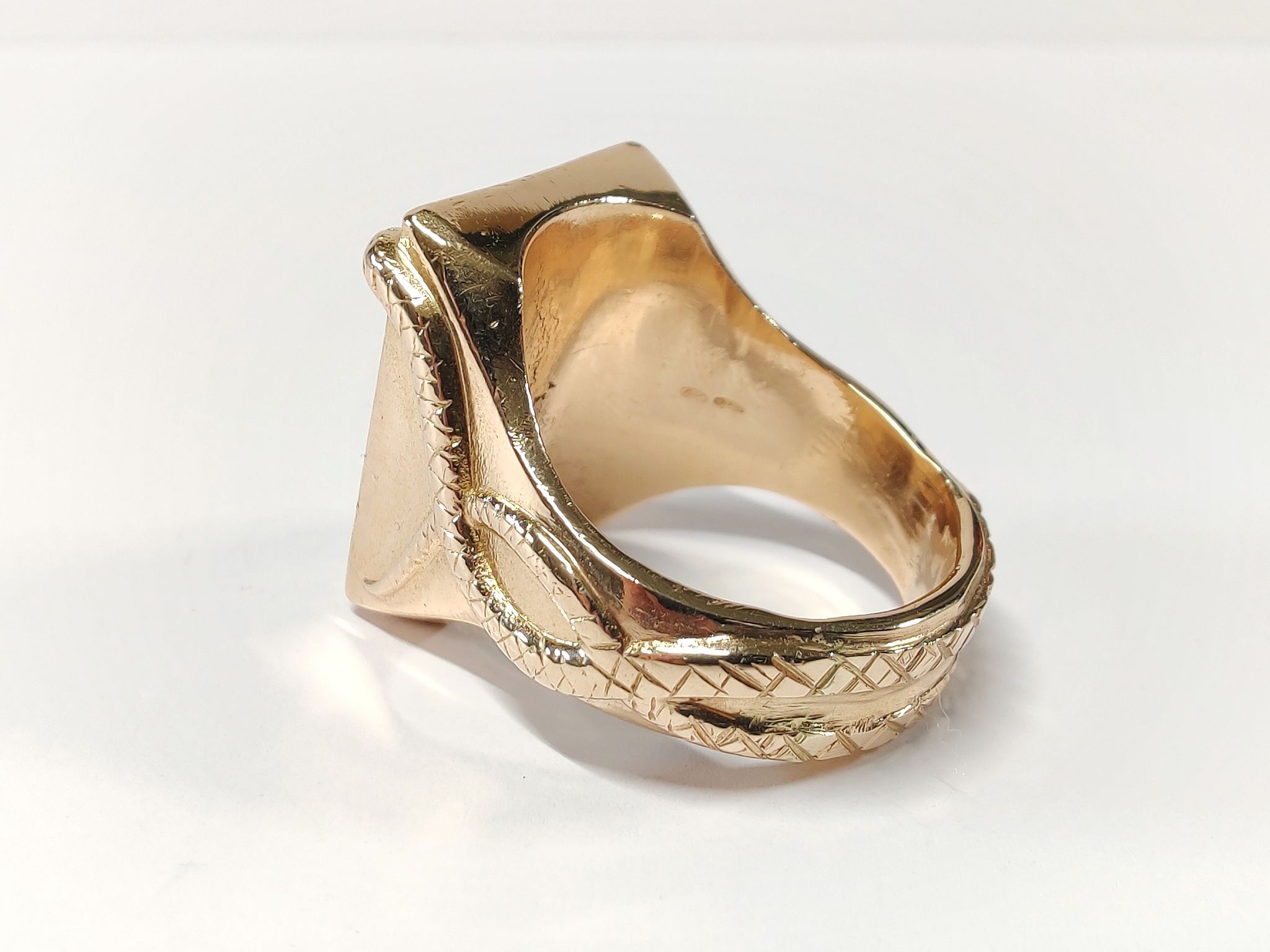 Image 7/8