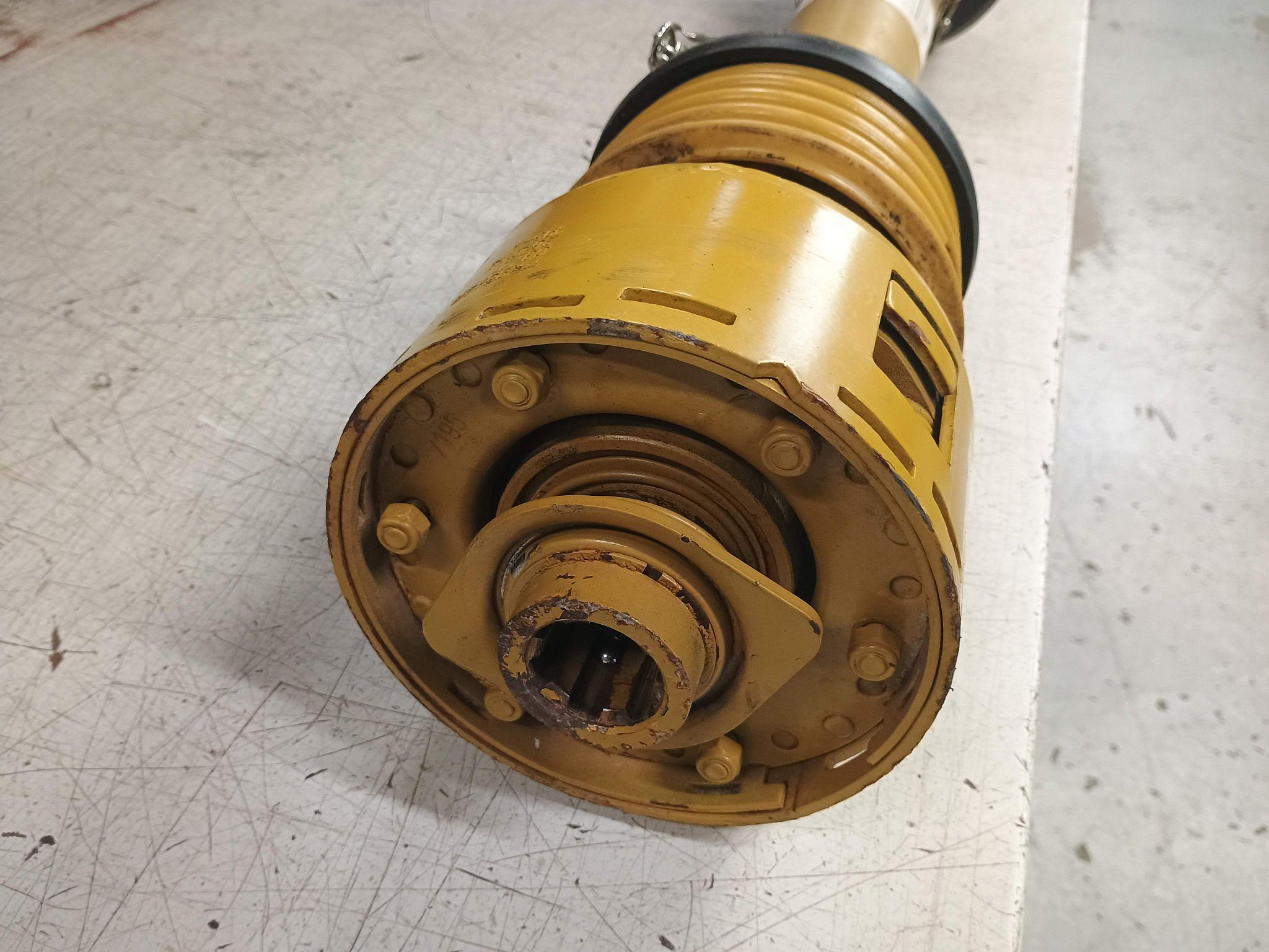 Image 6/6
