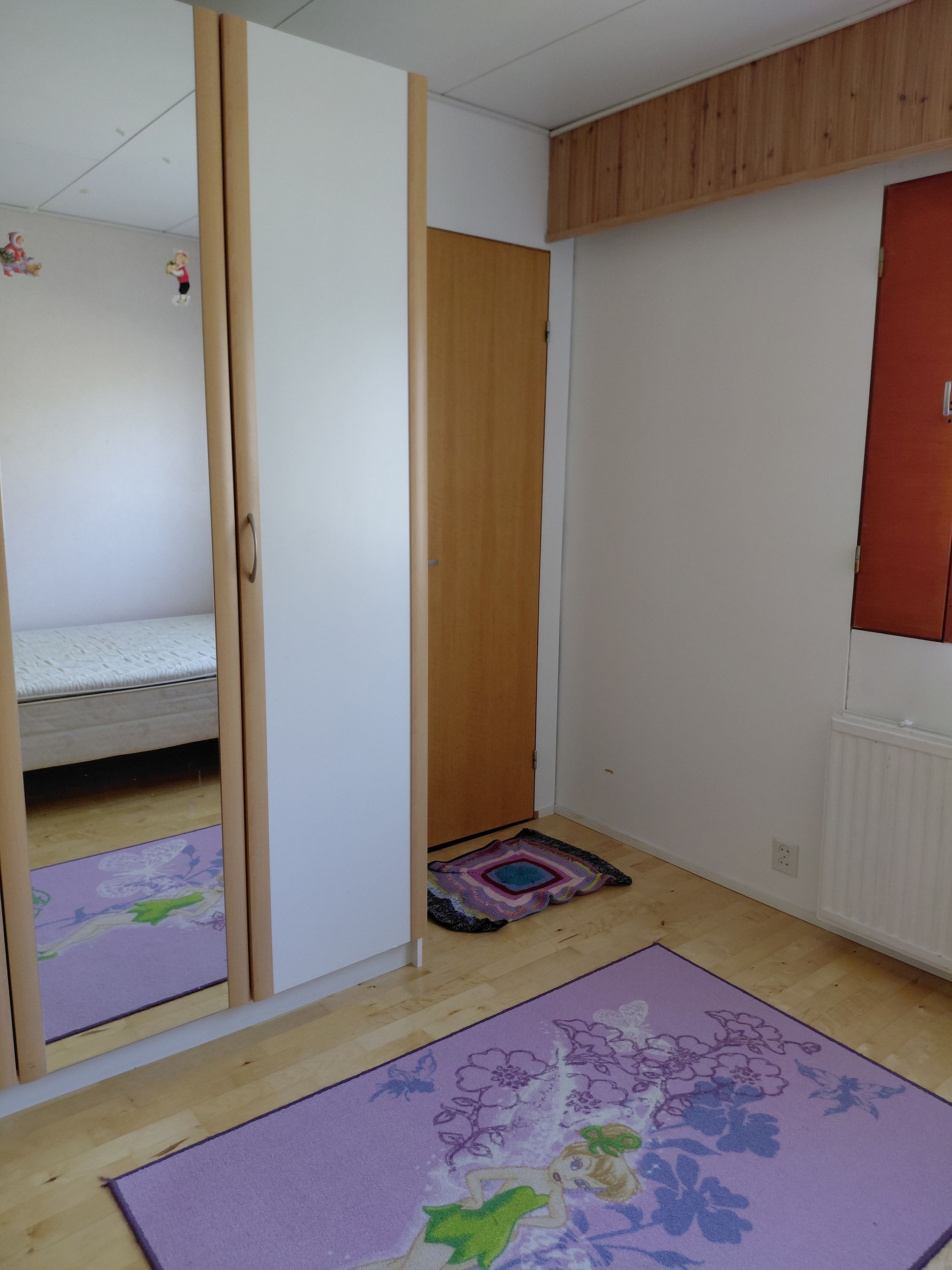 Image 28/49