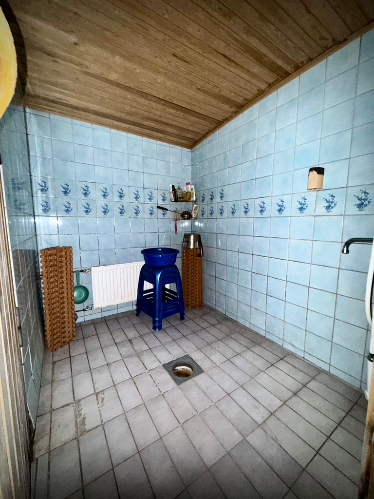 Image 25/30