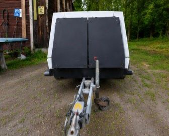 Image 4/8