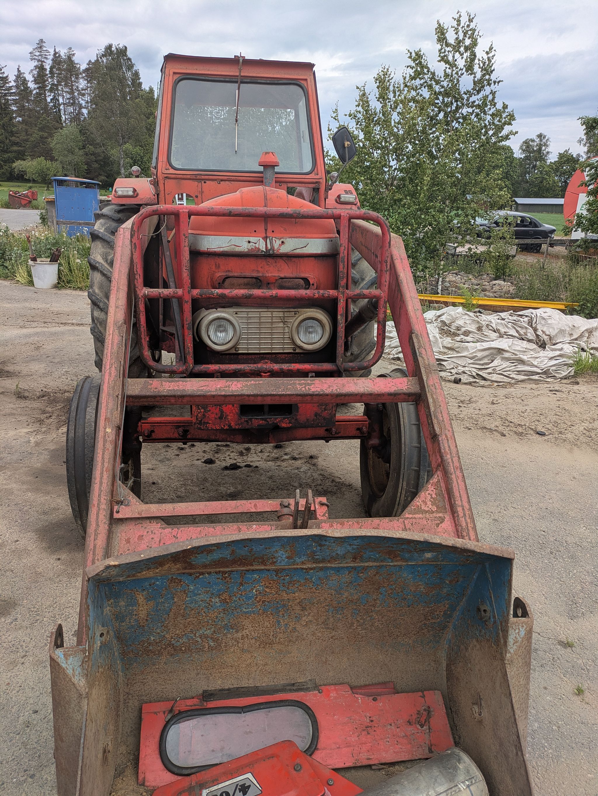 Image 6/8